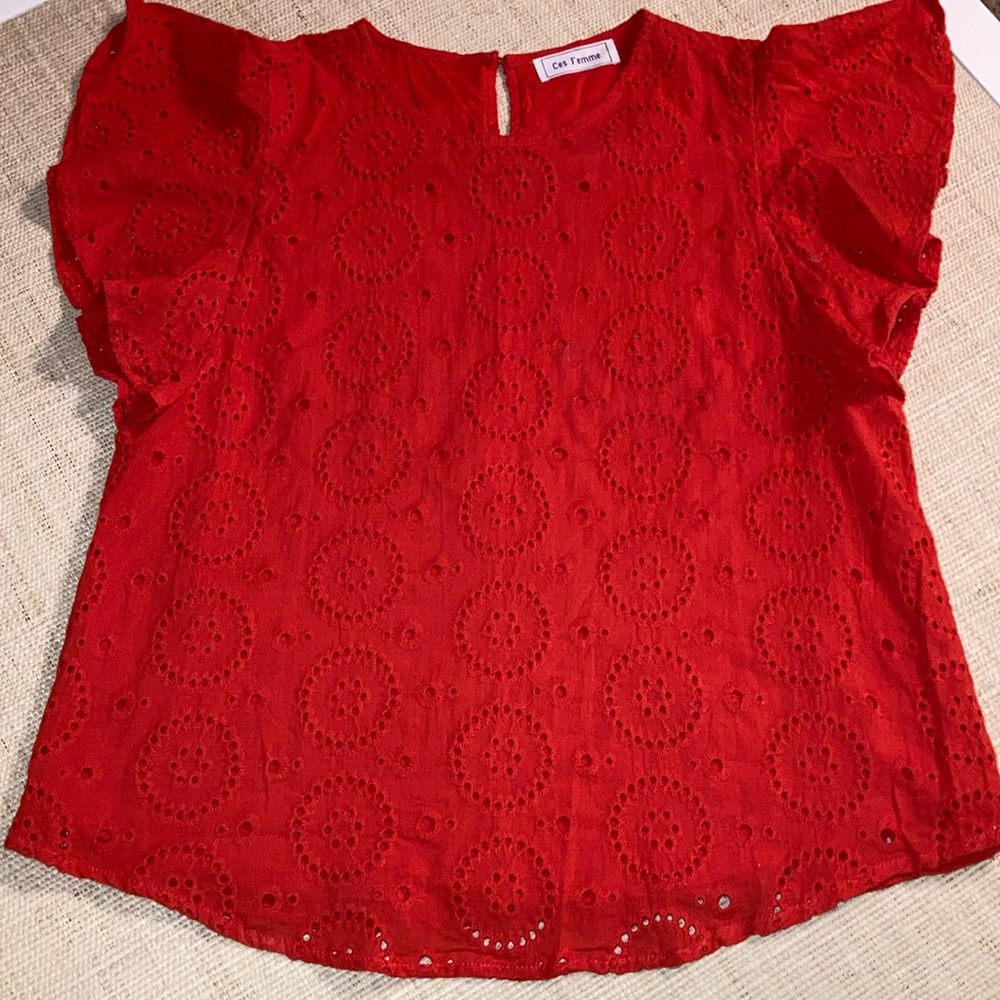 Ces Femme Red eyelet flutter sleeve blouse Sz S